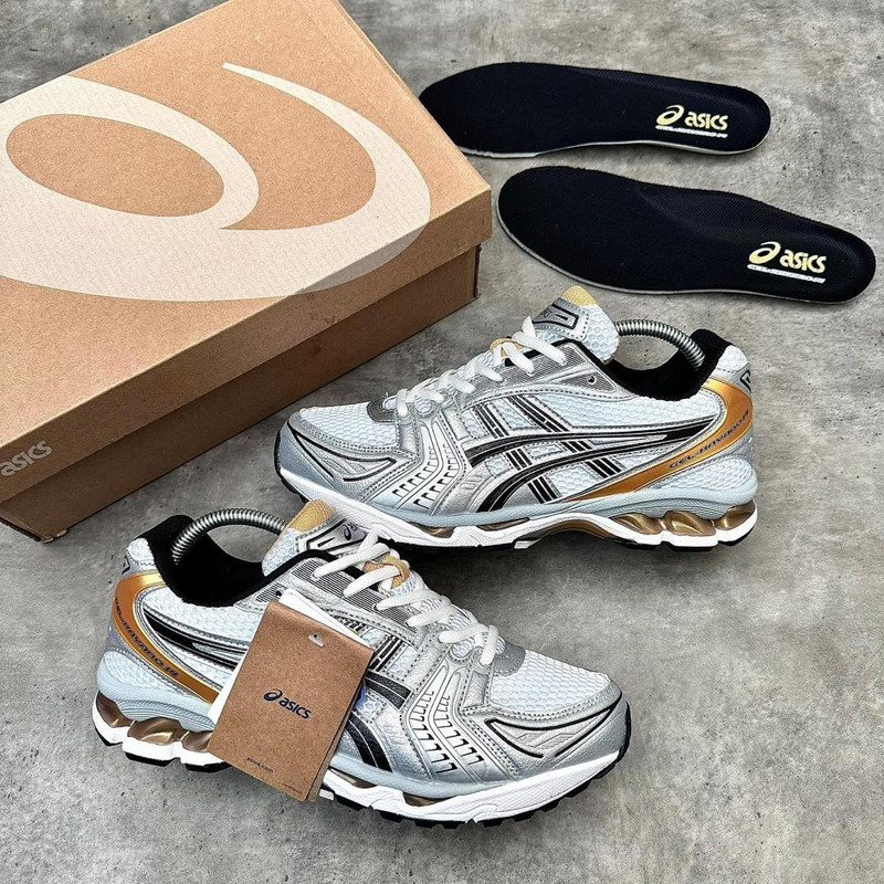 Asics Gel-Kayano 14: Style Rétro-Futuriste !