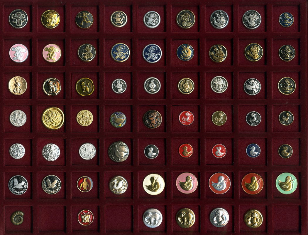 Пуговицы СССР. Звери. металл. 2.