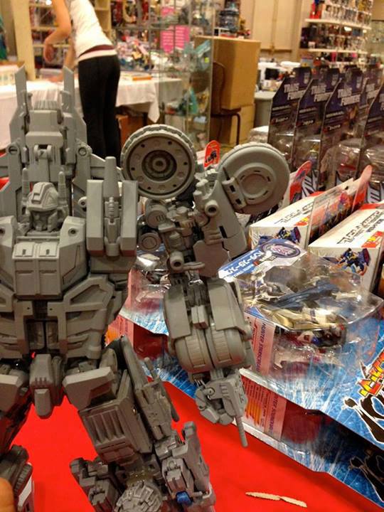 993351_10151776133876967_1096605109_n