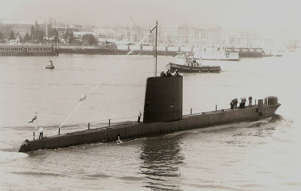 HMS Walrus (S.08)-3