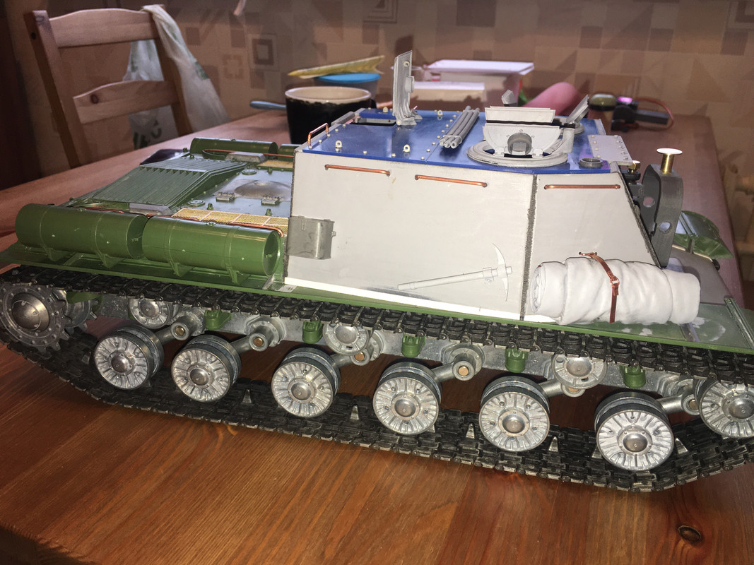 ABBF4329-5B28-4D3B-B2C3-85449D5457DF