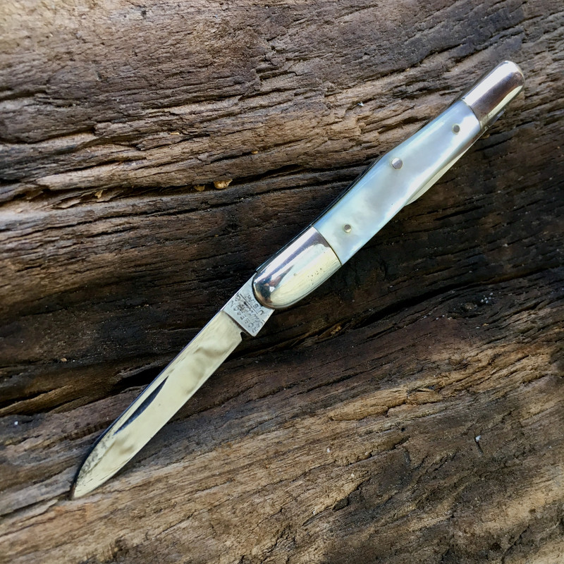 812E8D5B-C895-4809-A2BF-25A1931F7937