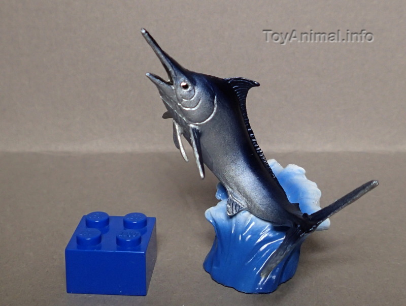 Pictures of Eikoh set no 17 with fishes. Eikoh78576-Tail