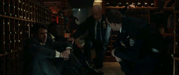 City.Of.Crime.2019.iTALiAN.BDRiP.AC3.XviD.avi_snapshot_00.18.35.156