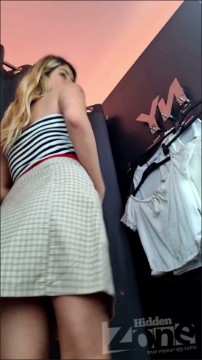 [Image: Voyeur42115133141.jpg]