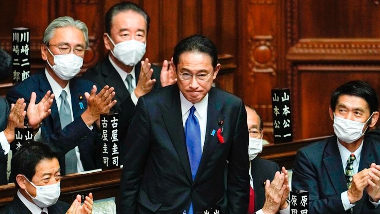 Fumio Kishida asume cargo como el nuevo primer ministro de Japón