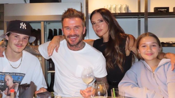 Momen David Beckham dan keluarga pamer aktivitas seru saat liburan ke Jepang beberapa waktu lalu.