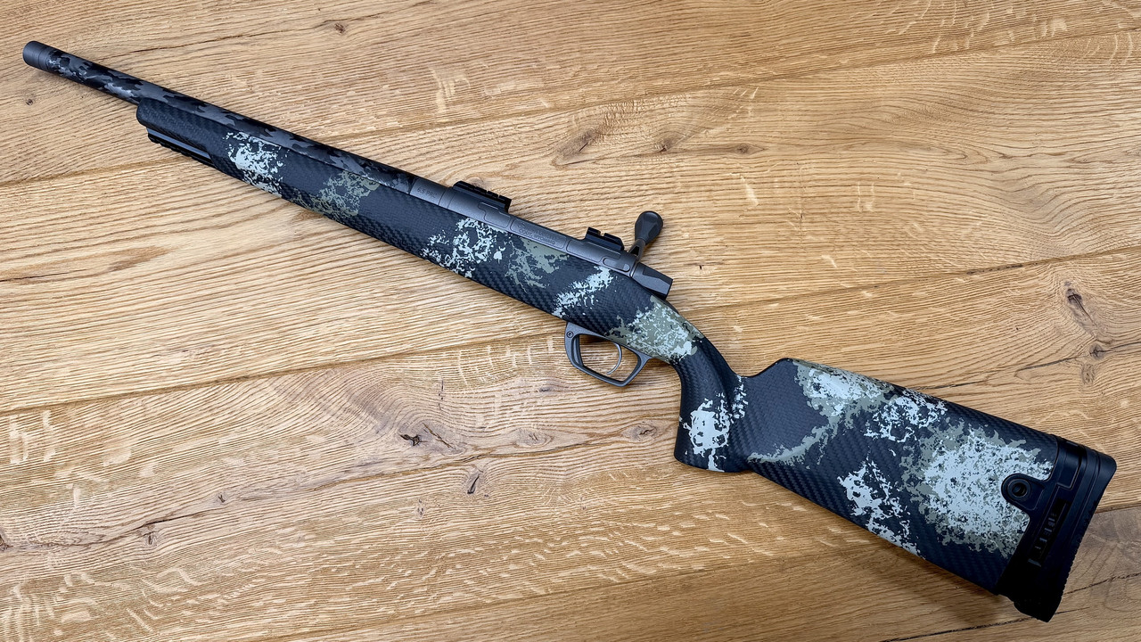 Gunwerks-Magnus-Halo-Green-Carbon-3