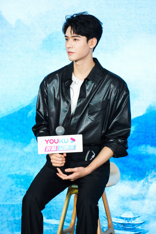 006DurXoly1hgkpbjvlz4j34qv74bx6w