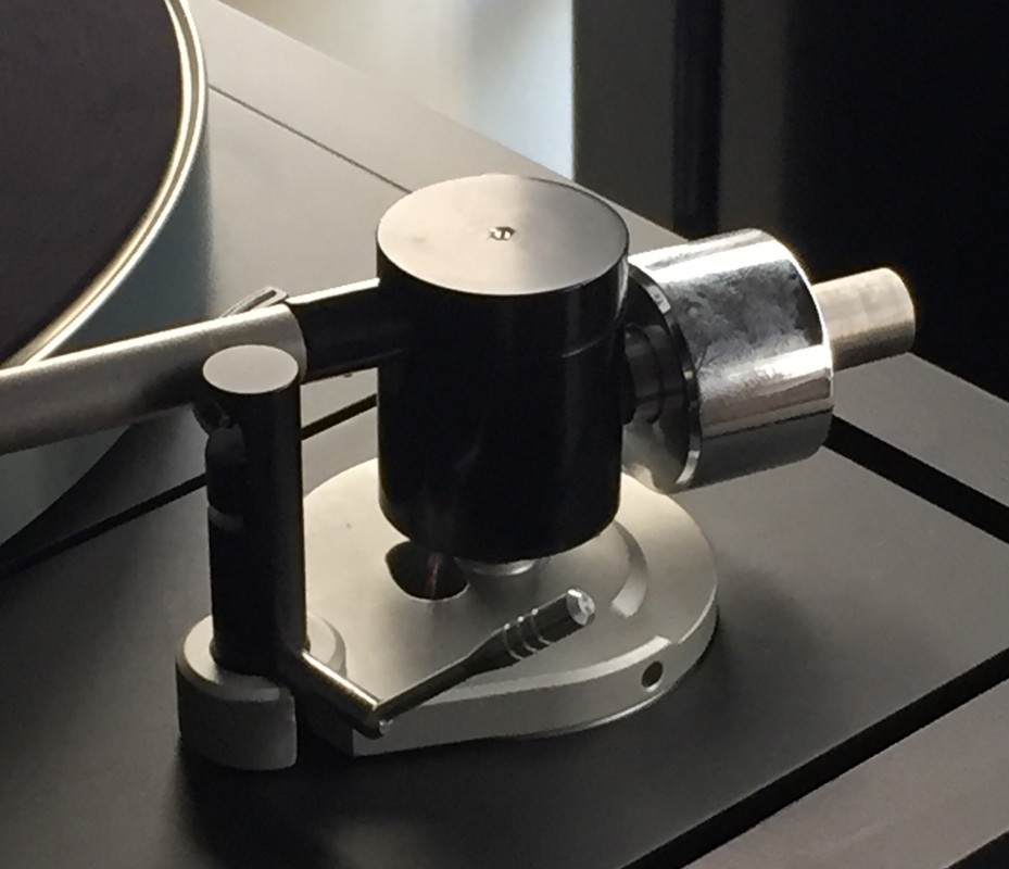 4132F781-6A37-4FEB-9981-31C36FB89624