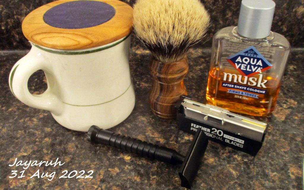 [Image: sos220831.jpg]