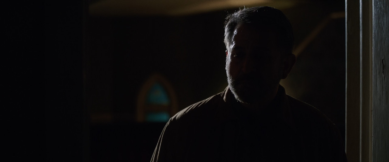 Annabelle - Creation 2017 (1080p x265 10bit Tigole).mkv_snapshot