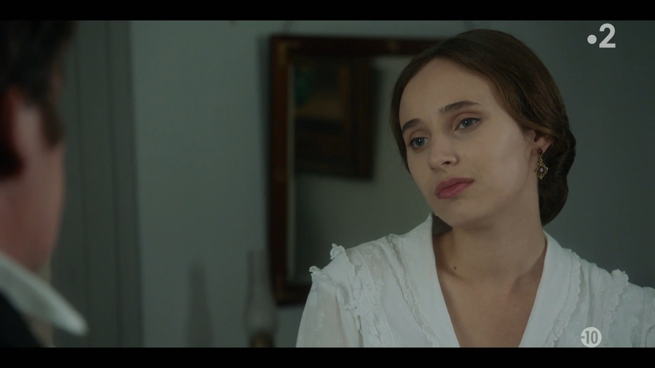 2021-12-13_21_05_Fr2_Emma-Bovary.mp4_snapshot_01.30.33.972