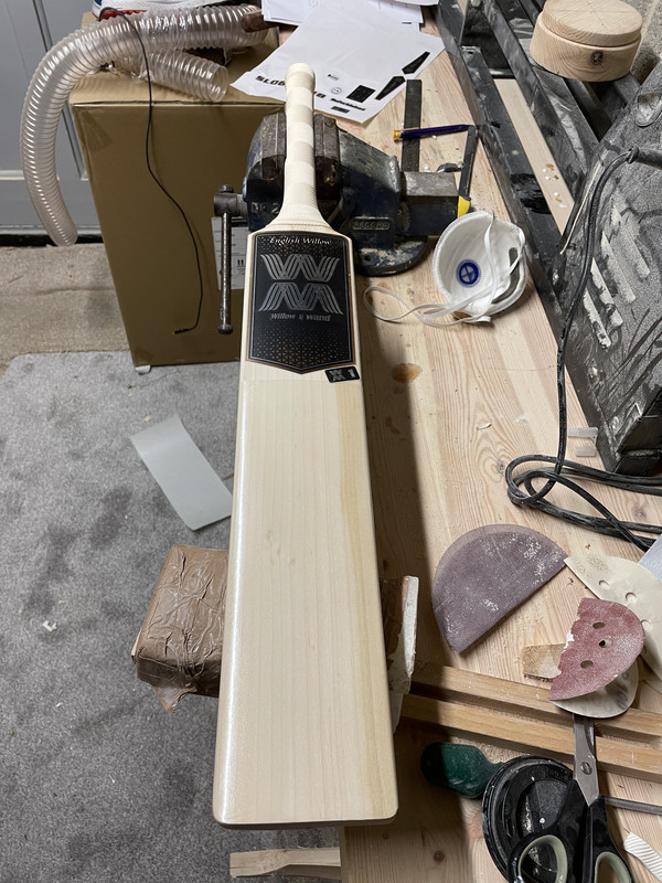 F8C90885-84A9-41F6-B481-23C3A5DC1615