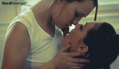 13975393-MConverter-eu.gif