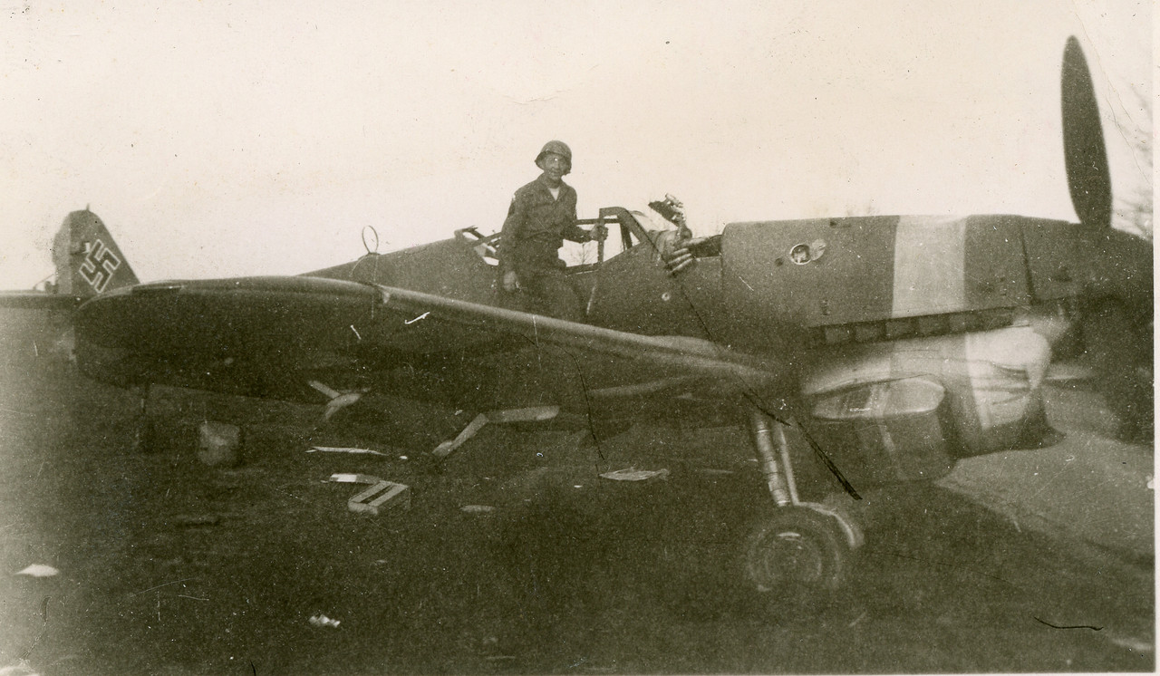 bf-109-k-4-wnr-334-flugzeugschleuse-lang