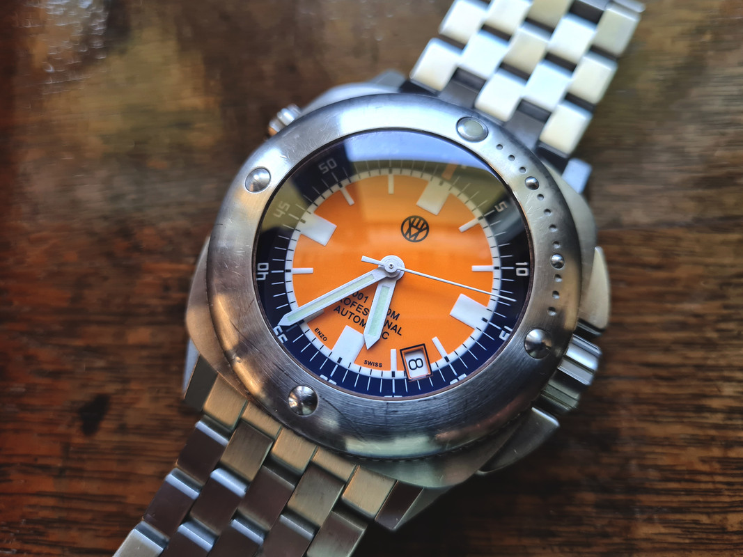 Enzo_Mechana_V001_173708S