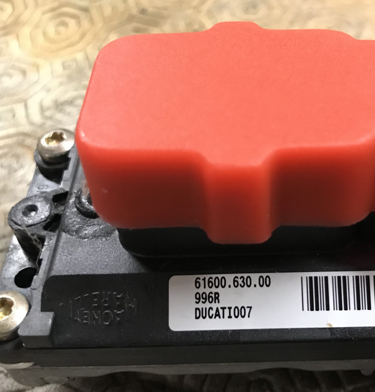 5EEC8772-1183-433B-AEFF-2E049E8A60E2