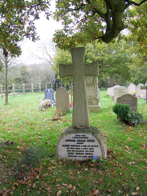 Grave-of-Sir-Arthur-Conan-Doyle-All-Saints-Church-Minstead-geograph-org-uk-1036150