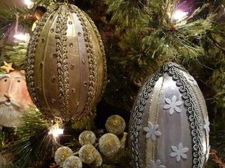 Make Christmas Ornaments with Cyanotype Photography