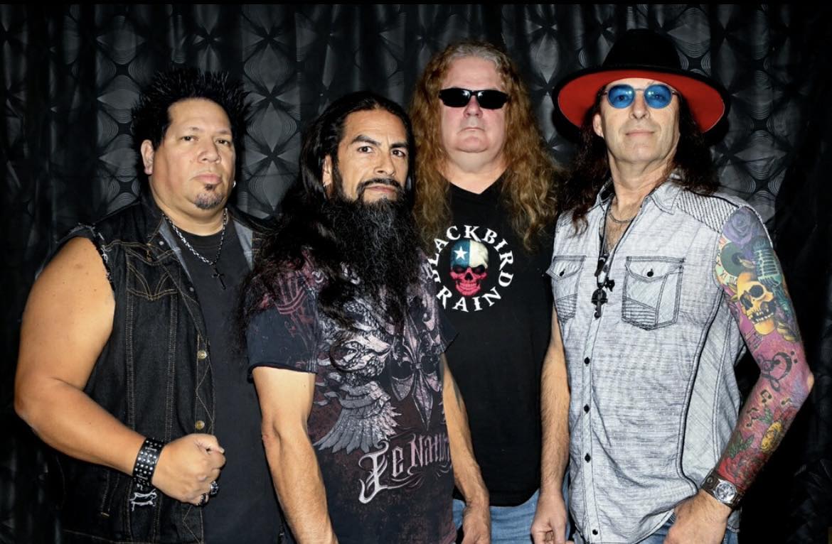 www.facebook.com/blackbirdrainband