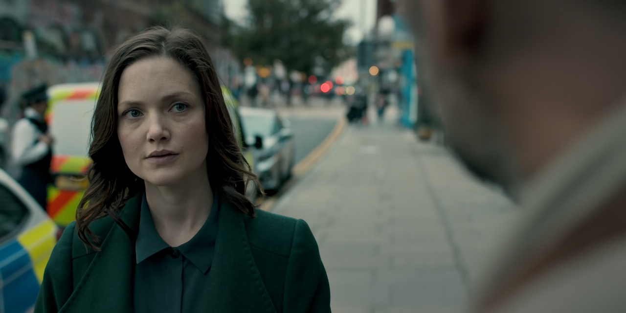 The.Capture.S02E01.Invisible.Men.1080p.10bit.AMZN.WEB-DL.DDP5.1.HEVC-Vyndros.mkv_snapshot_28.16_[202