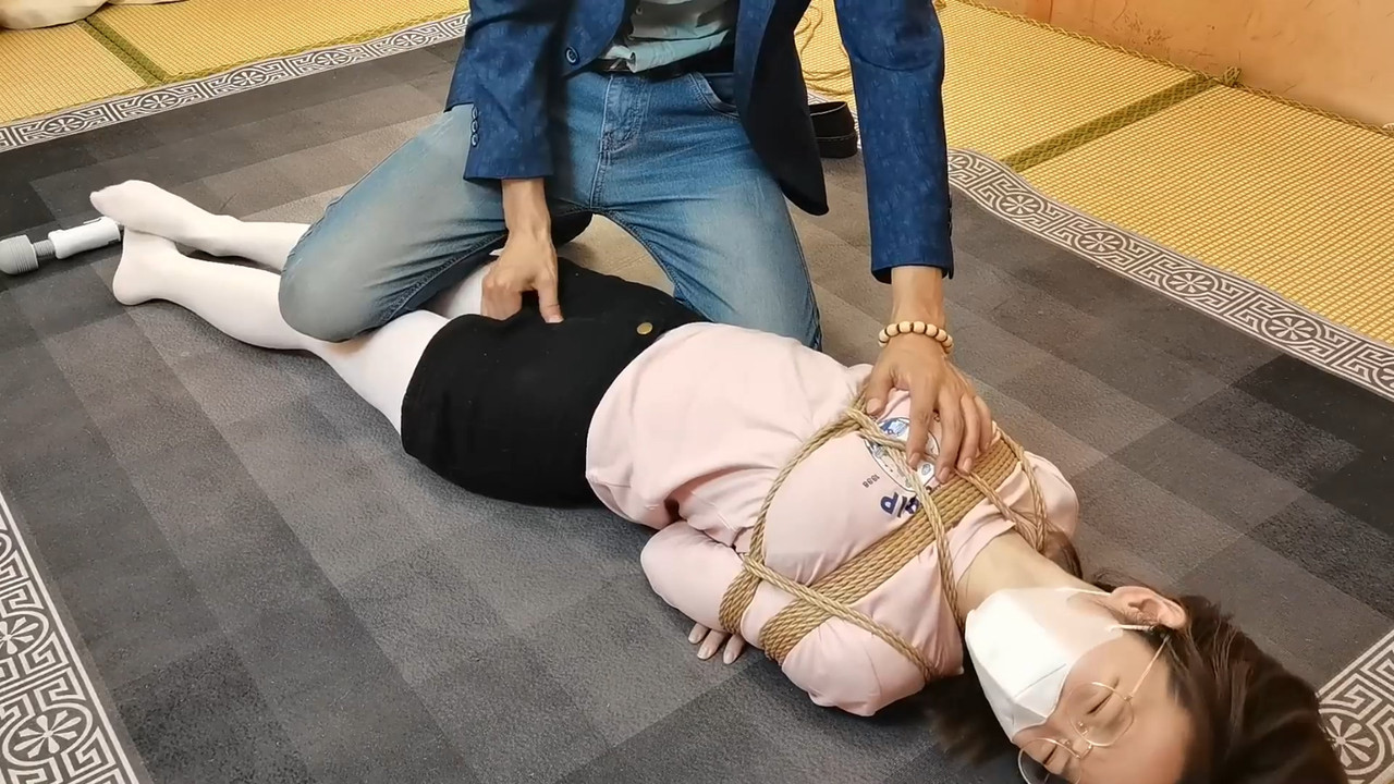 一绳所爱 女侦探不幸被抓遭绑受折磨.mp4_20221008_084253.545