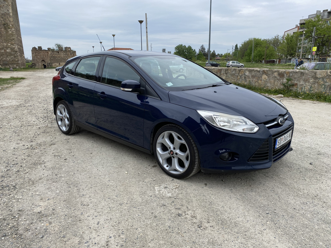 375EF7F9-6A06-41A0-A312-87AD1B56AC95