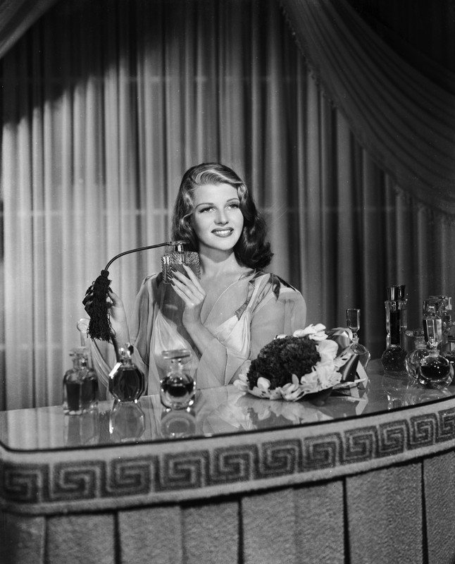 rita_hayworth_f80