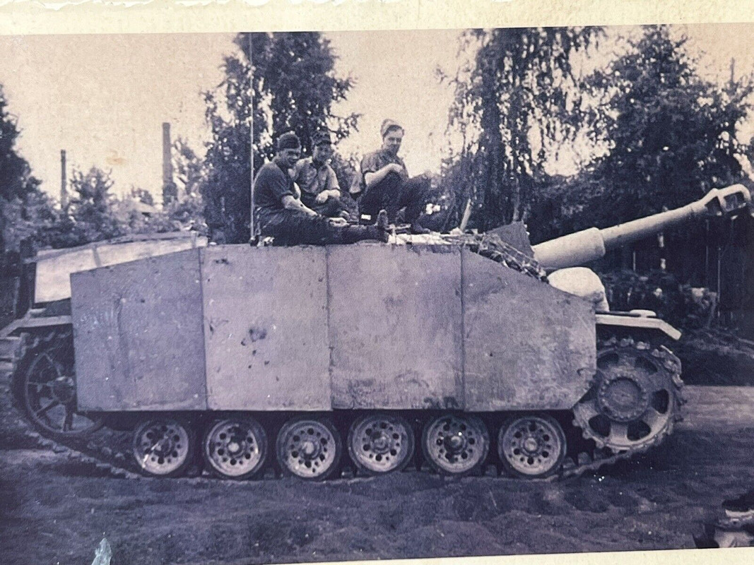 Stug Sturmgeschütz Wehrmacht Russland Normandie Stug III Panzer (1)