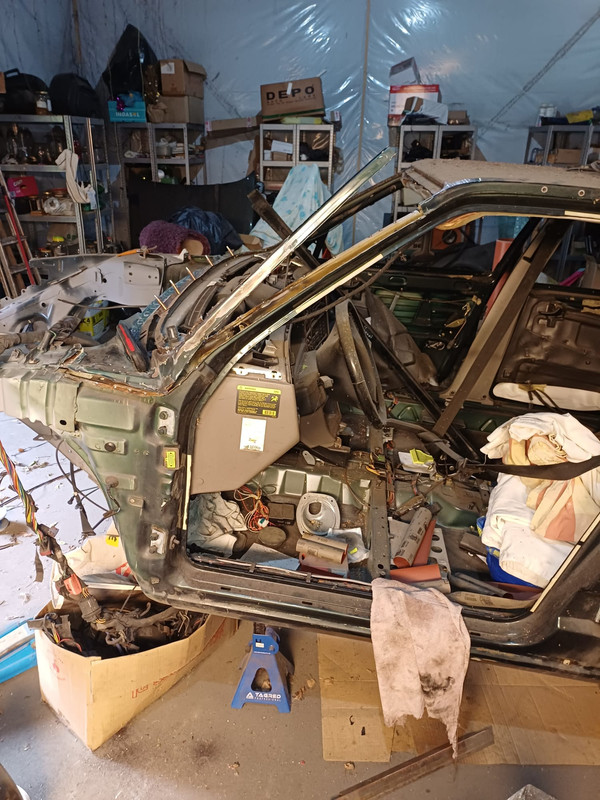 SAAB linkerzijde stijl los van puntlas -002