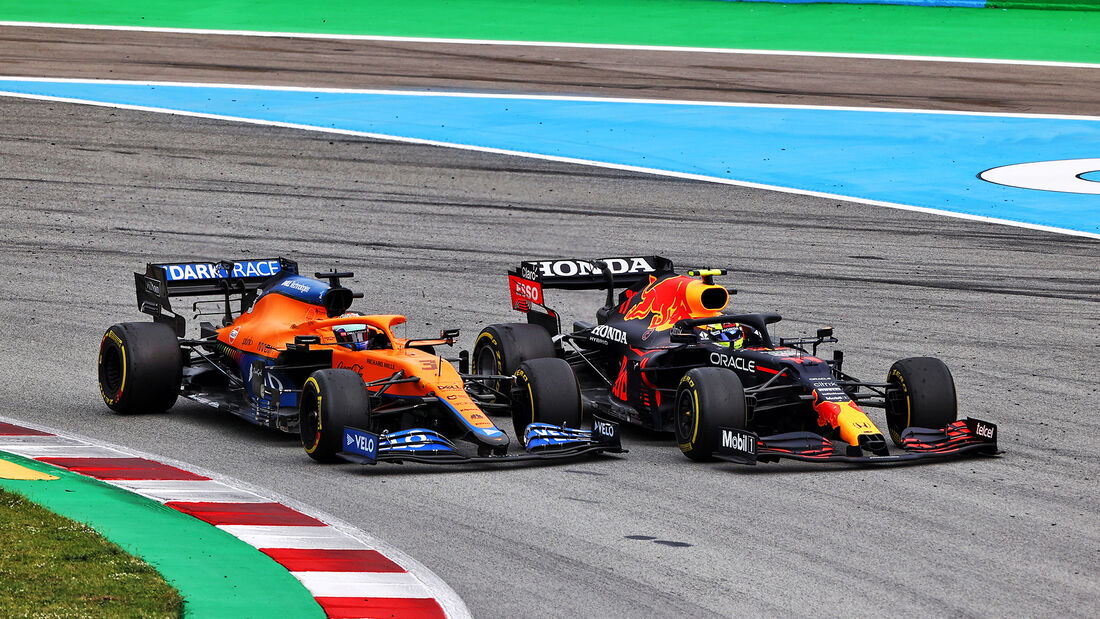 Daniel-Ricciardo-Sergio-Perez-Formel-1-GP-Spanien-2021-Barcelona-Rennen-169Gallery-1403405a-1793136