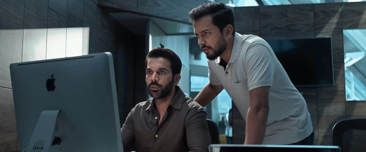 HIT: The First Case 2022 WebRip [Hindi] 480p, 720p ESub Screenshot