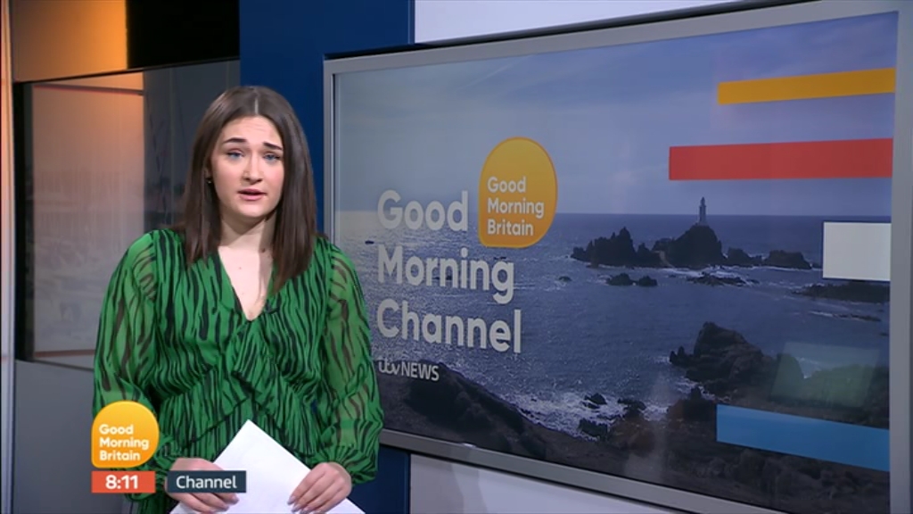 01.25 - 06.00.00 - Good Morning Britain. Morning magazine featuring a....ts_snapshot_12.17.381