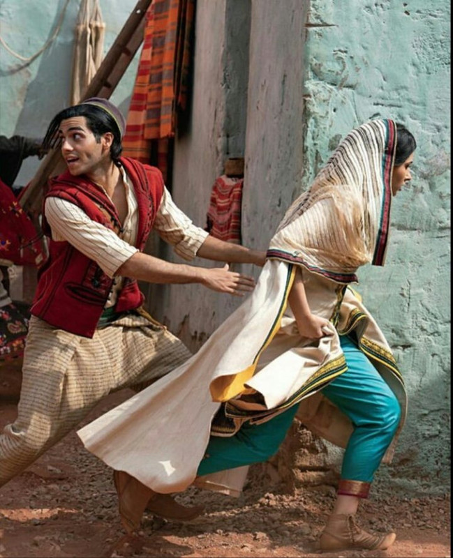 MV5BMzIwODJmODctMGQ4YS00ZGYxLWIwOTUtMWNmYmE0NDRmODk1XkEyXkFqcGde