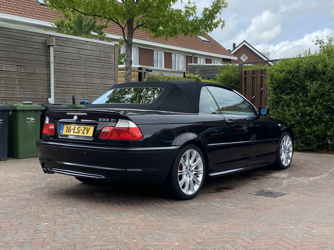 554FB029-F57E-45E3-B62E-2691A6395808