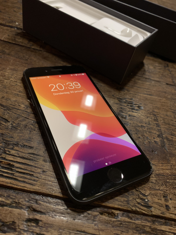 BCAF0090-D2CD-4F8B-ABB2-3C0AEB85C543