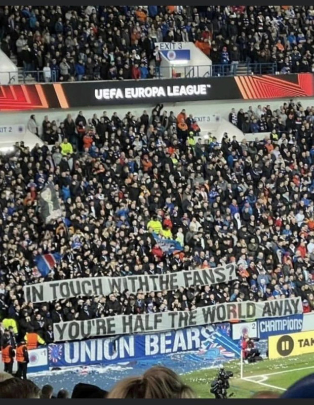 C822C16D-DDE6-41A9-B5C4-89B0B24076CD