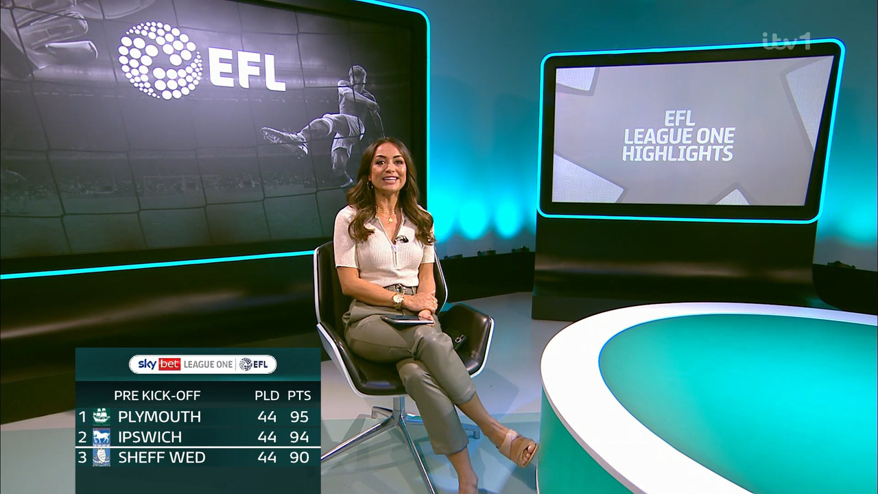 English.Football.League.Highlights.S01E51.ts_snapshot_00.49.49.183