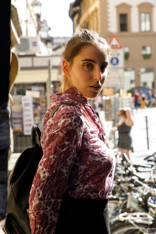 full_011_1010451150574954