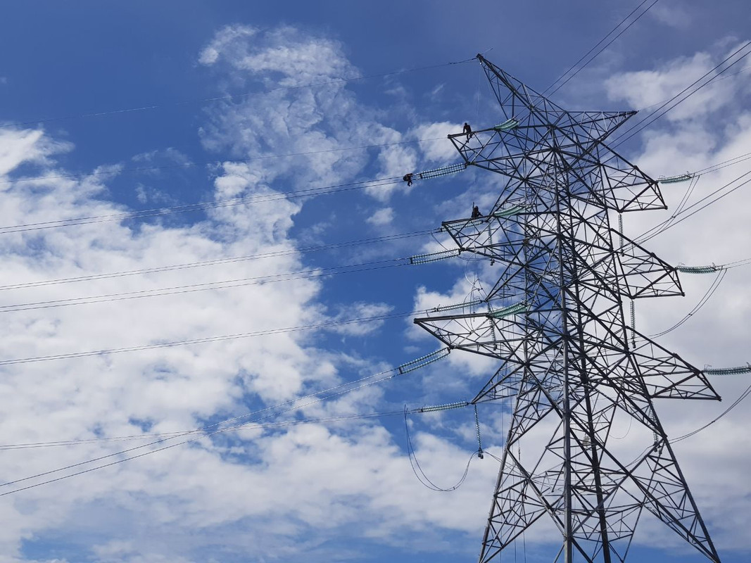 Menara listrik milik PT PLN