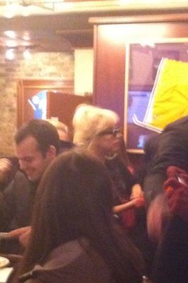 3-4-12-Lou-Malnati-s-Pizzeria-Chicago-00