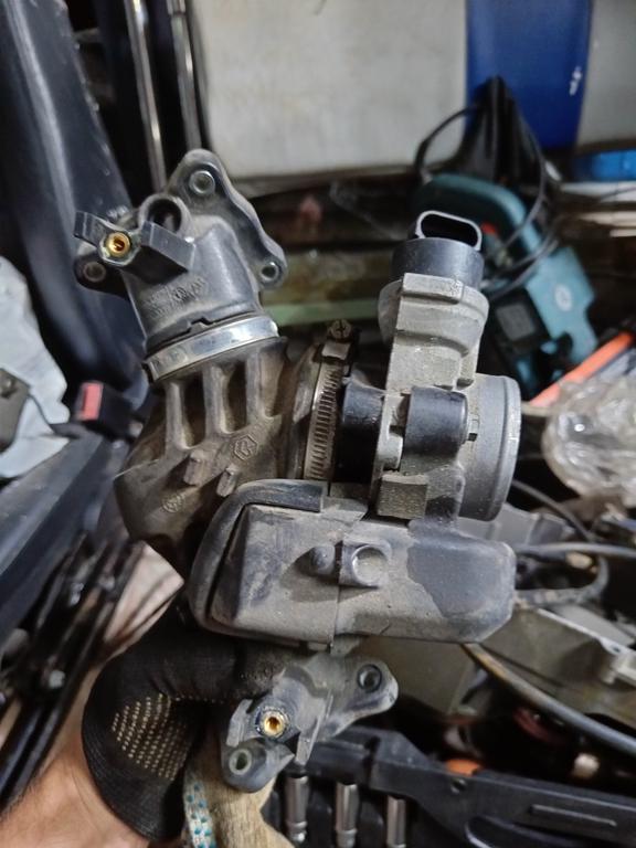 Впускной коллектор