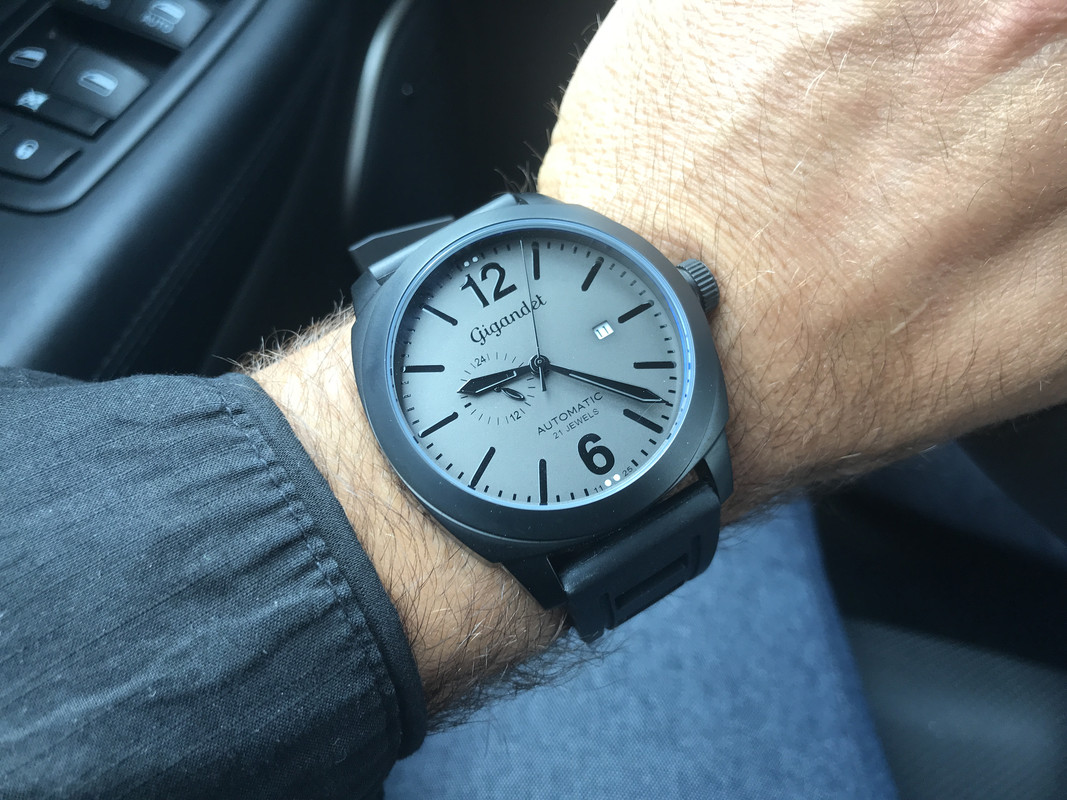 ED9D5822-E56D-4DED-963D-BD3B5EB6D2CB