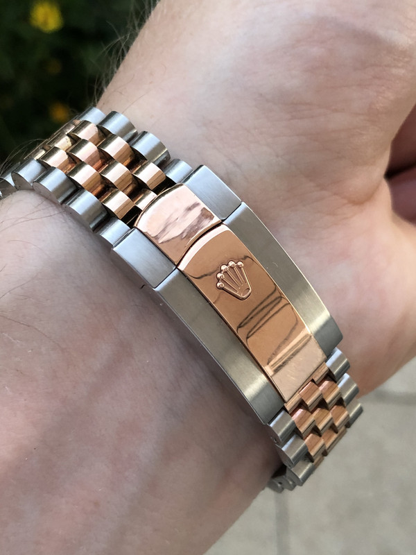 20DFDE06-02BE-4F75-8595-E8172A1F532E