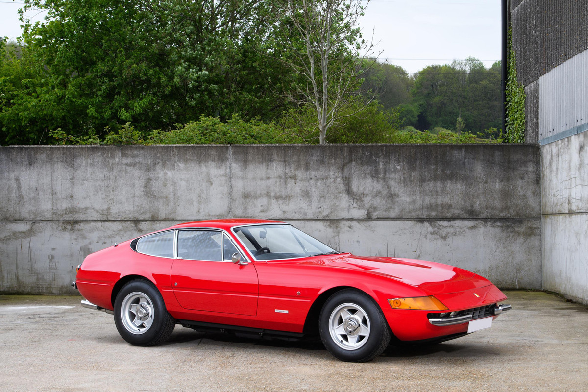 Elton John's 1972 Ferrari 365 GTB4 Daytona (13)