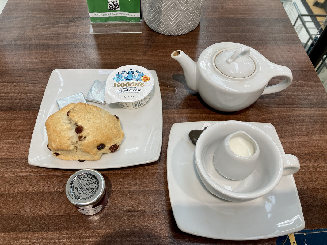 0FBB7733-9D44-46DA-B3B7-4386146FE2CE