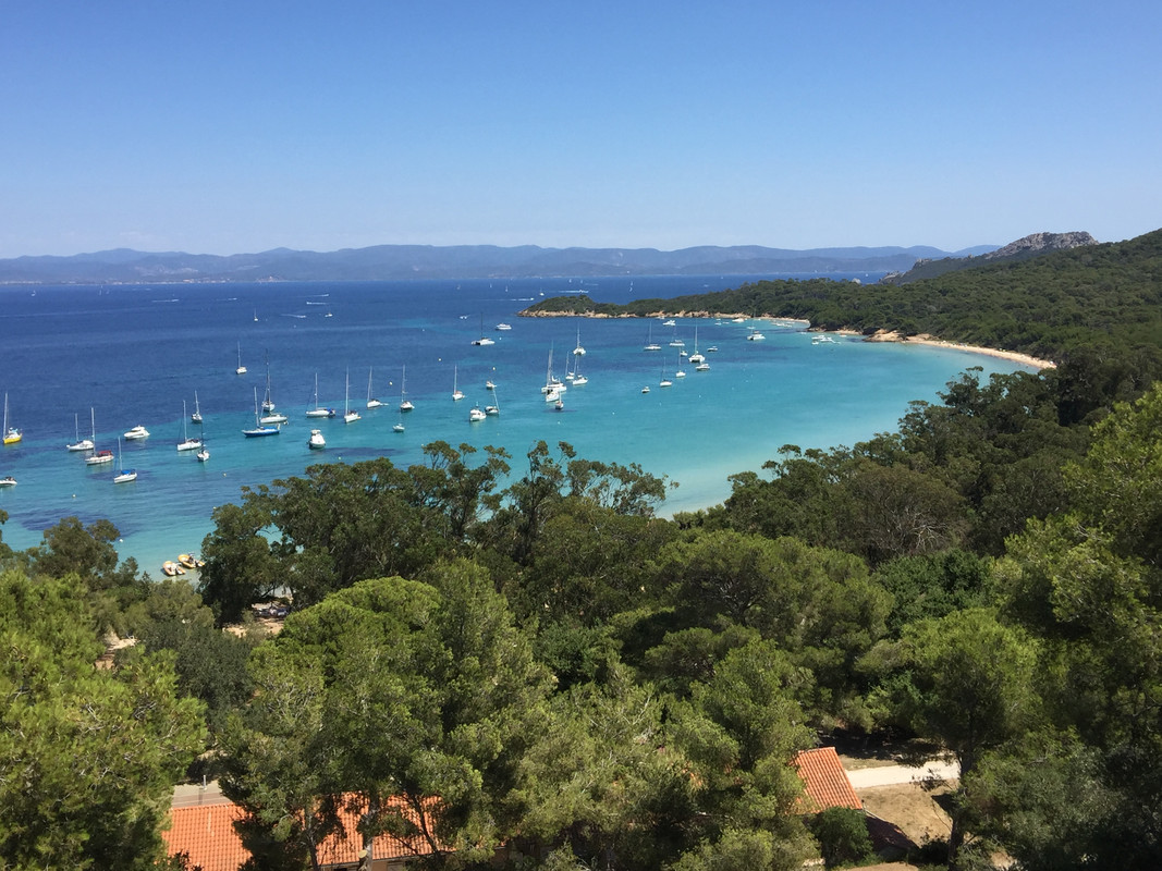 69CC6161-C5E1-4DCF-AC35-81205209B691