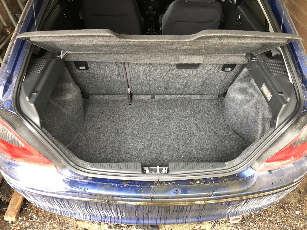 2865D683-7E75-4989-88E8-01264BA9449E