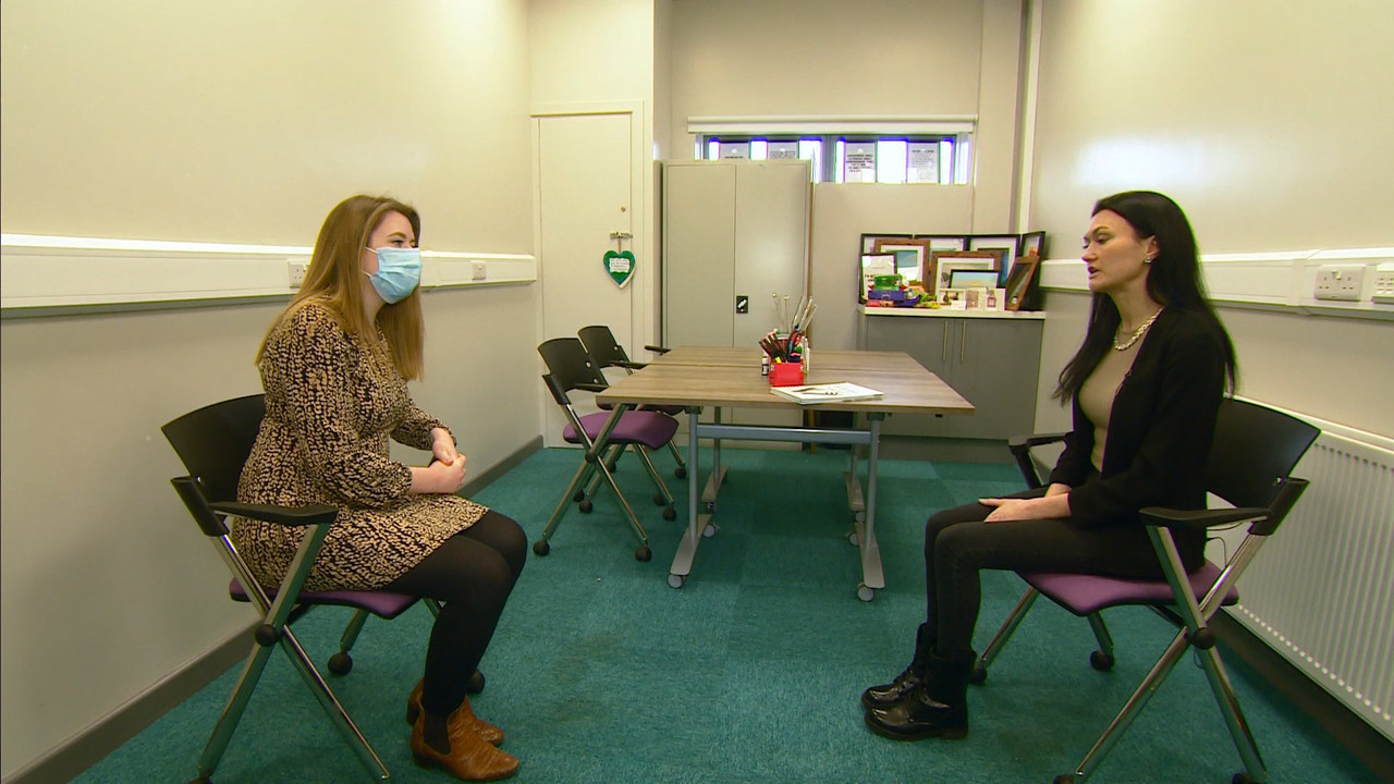 12.16 - 18.00.00 - ITV News London. The latest news in London and the....ts_snapshot_15.33.961